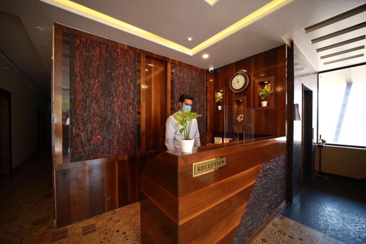 Hotel Neerja Inn 자이푸르 외부 사진