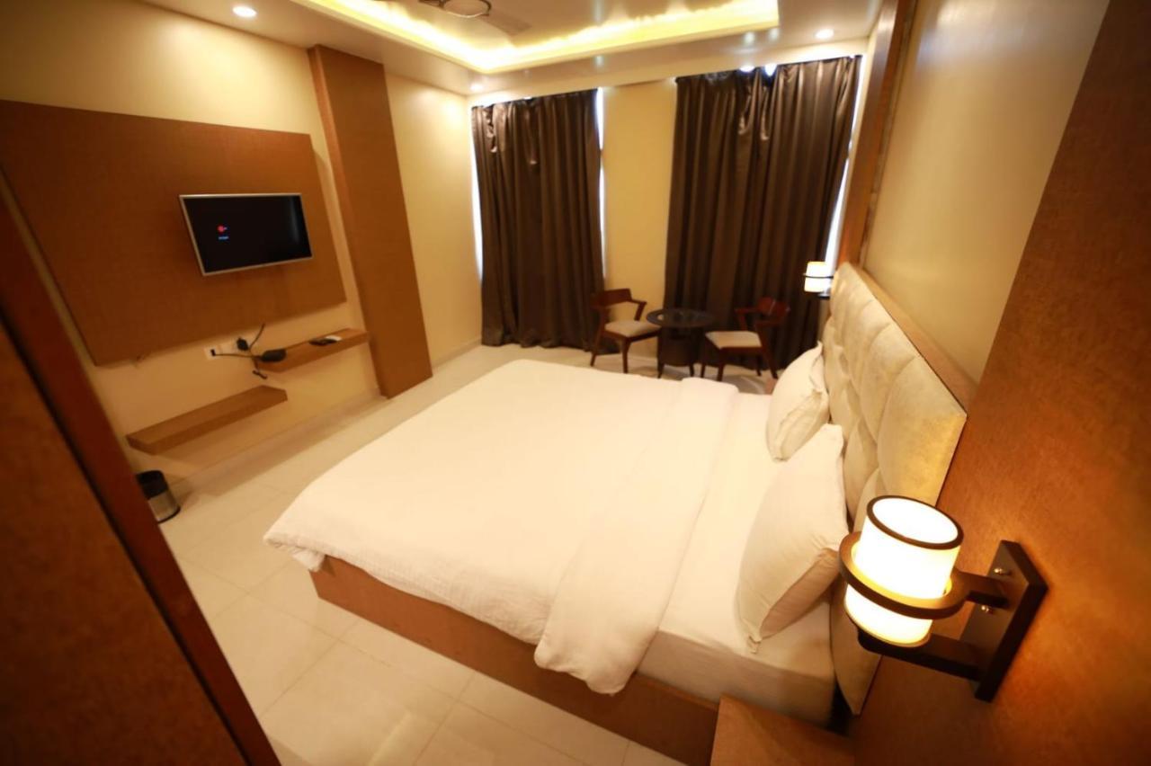 Hotel Neerja Inn 자이푸르 외부 사진